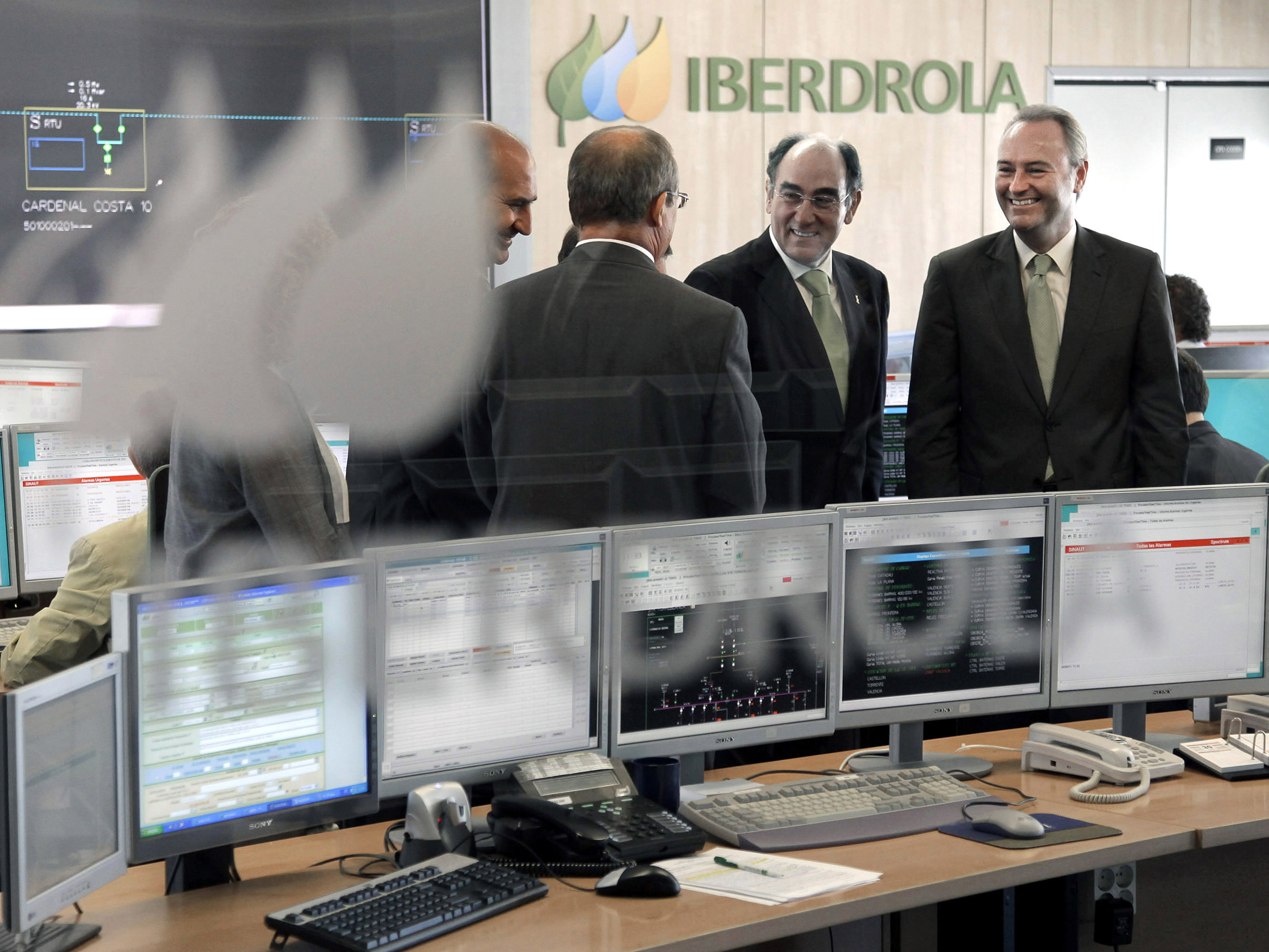 Alberto Fabra se compromete a que el 45 por ciento de la potencia eléctrica de la Comunitat sea de origen renovable