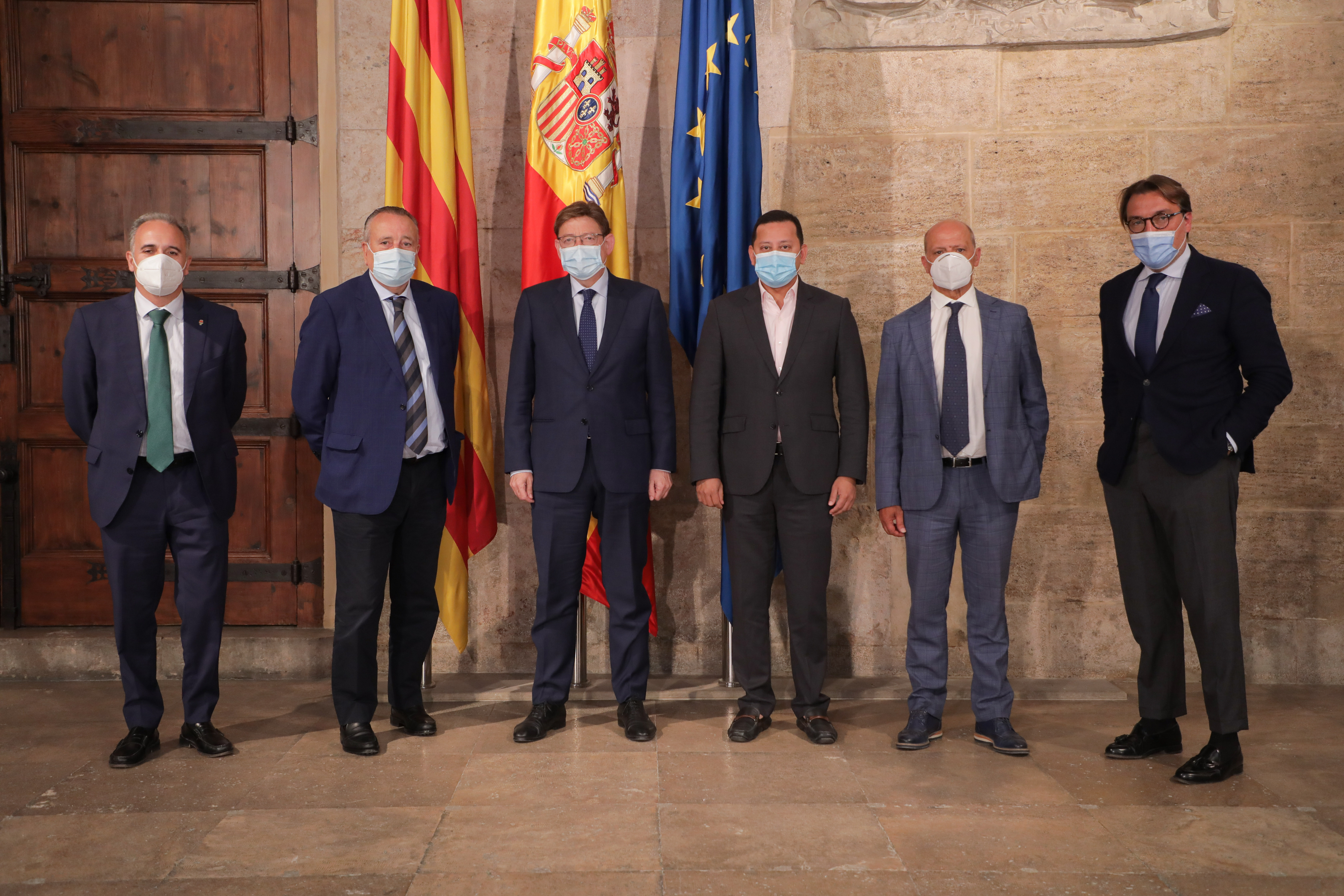 Ximo Puig anuncia una campaña conjunta con los clubes de fútbol y baloncesto de la Comunitat Valenciana para impulsar la vacunación y la concienci...